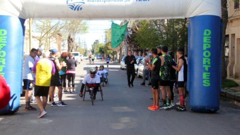 La maratón de CESUAR ya se palpita en las calles azuleñas